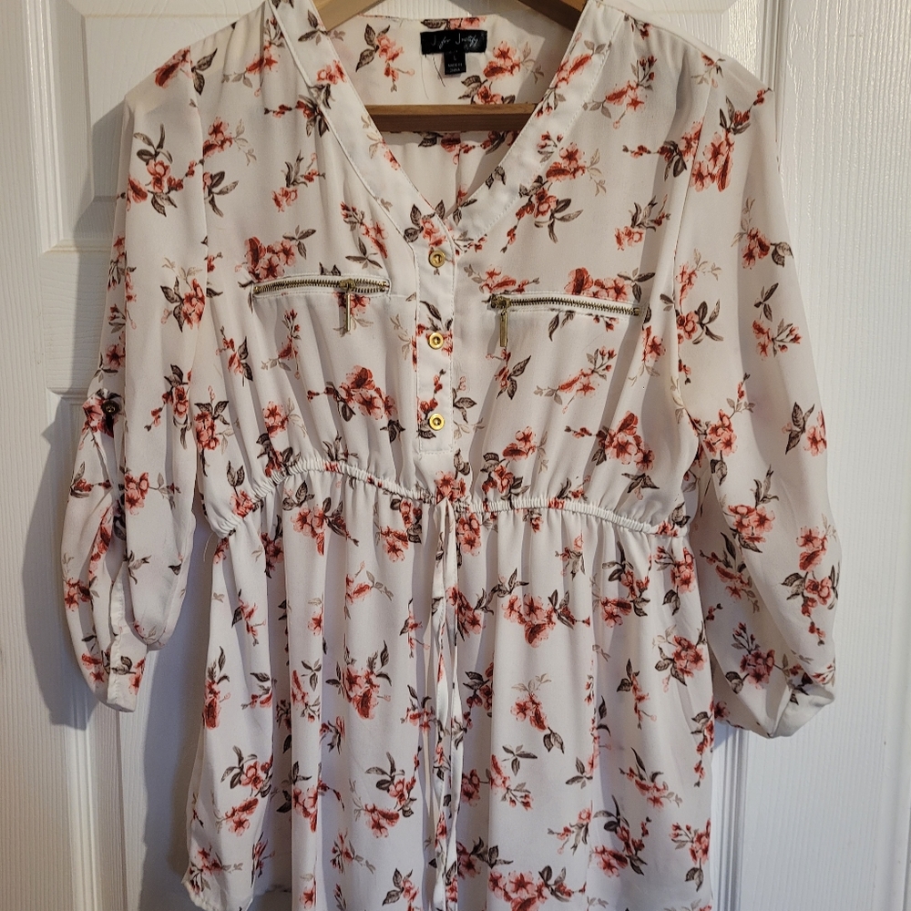 Floral blouse